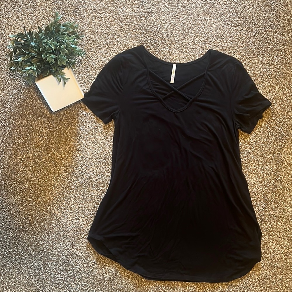 Lime N Chili Black Criss Cross Tee